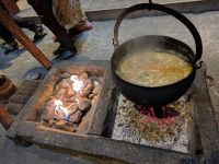 Wikingersuppe in der Zubereitung &ndash; &copy; Marlies Krause (Eberhardt TRAVEL)