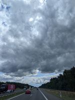 fulminante Wolken während der Rückreise &ndash; &copy; Marlies Krause (Eberhardt TRAVEL)