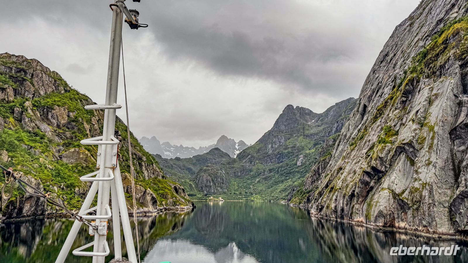 Trollfjord, Lofoten &ndash; &copy; Martin Büchner (Eberhardt TRAVEL)