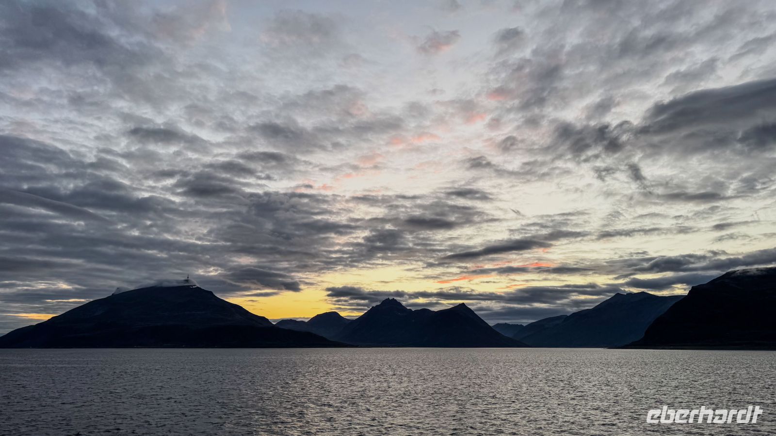 Abendstimmung in Troms &ndash; &copy; Martin Büchner (Eberhardt TRAVEL)