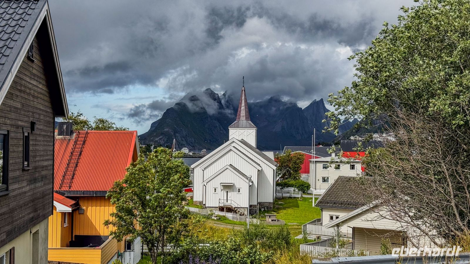 Reine, Insel Moskenesøya, Lofoten &ndash; &copy; Martin Büchner (Eberhardt TRAVEL)