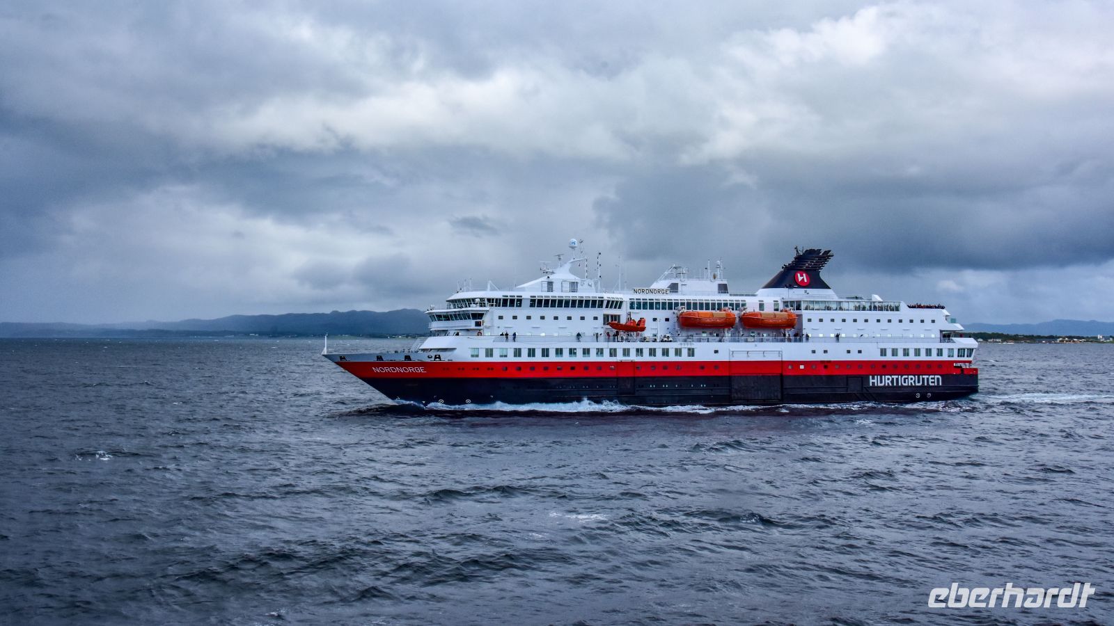 Postschiff - Hurtigruten - M/S Nordnorge &ndash; &copy; Martin Büchner (Eberhardt TRAVEL)