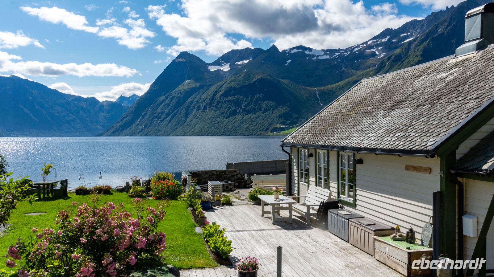 Urke im Norangsfjord (Hjørundfjord) &ndash; &copy; Martin Büchner (Eberhardt TRAVEL)