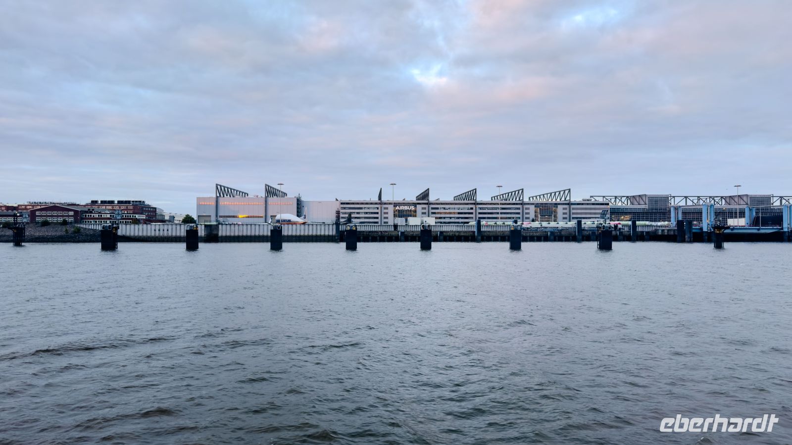 Hamburg Finkenwerder - Airbus-Werk &ndash; &copy; Martin Büchner (Eberhardt TRAVEL)