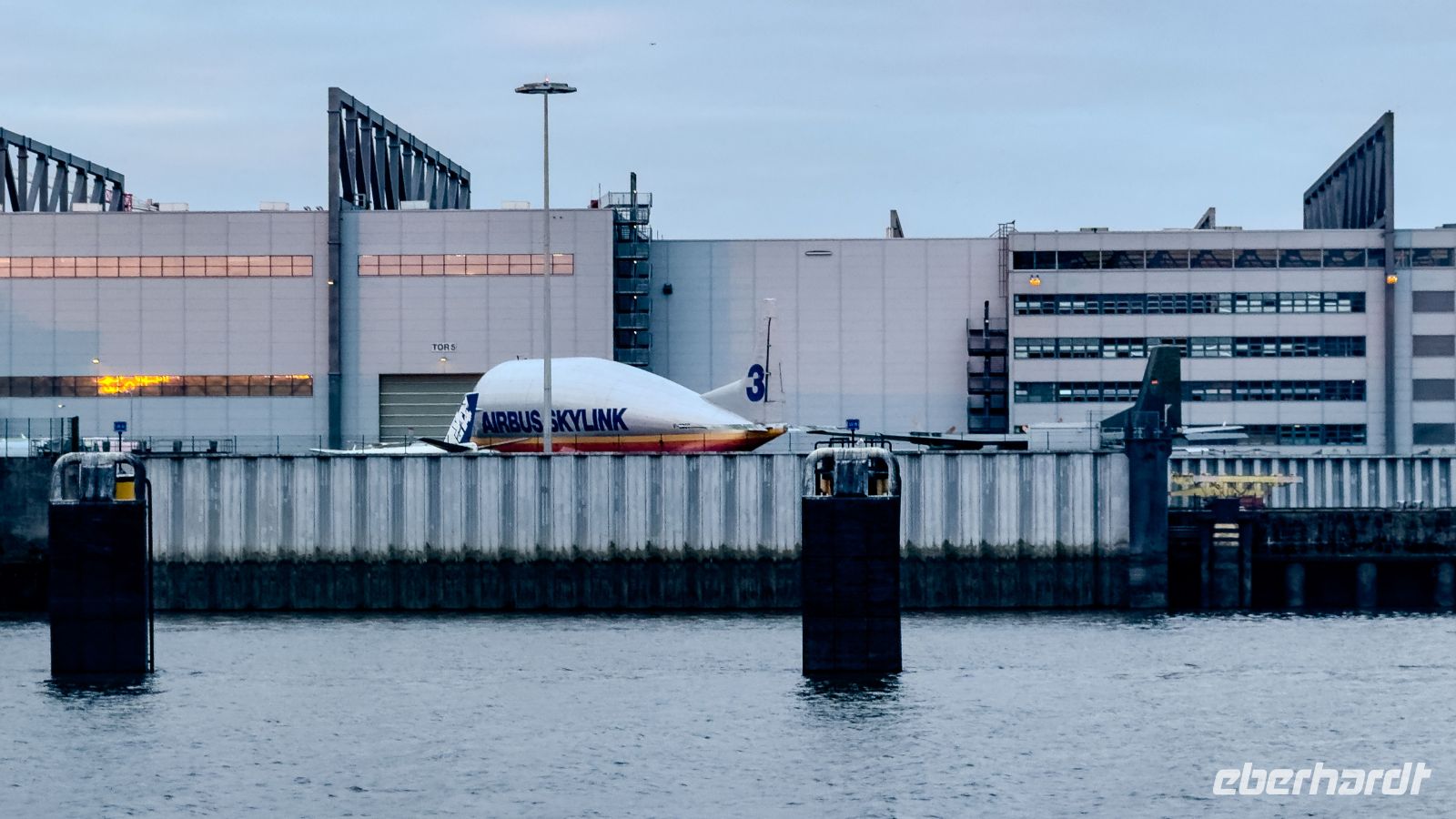 Hamburg Finkenwerder - Airbus-Werk &ndash; &copy; Martin Büchner (Eberhardt TRAVEL)