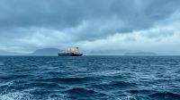 LNG Tanker vor Hammerfest &ndash; &copy; Martin Büchner (Eberhardt TRAVEL)