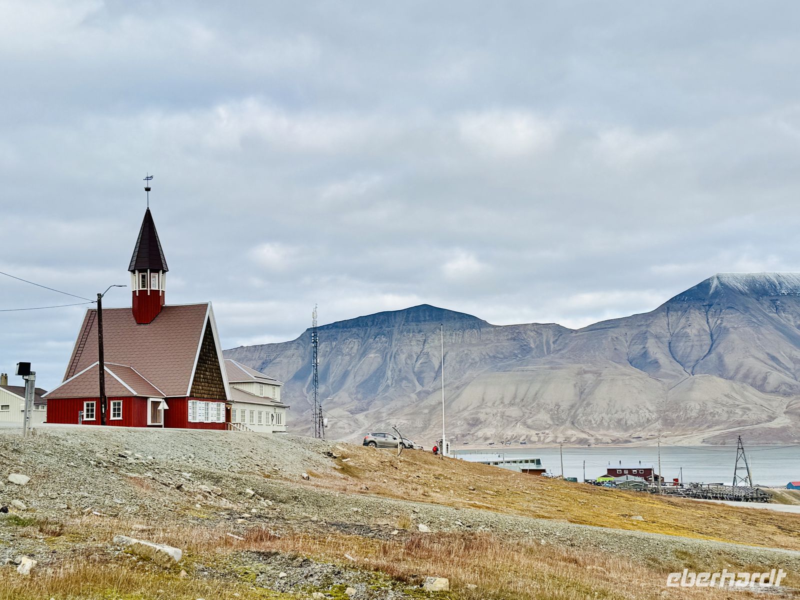 9. Tag - Svalbard-Kirche, Longyearbyen, Spitzbergen &ndash; &copy; Christin Kuschka (Eberhardt TRAVEL)