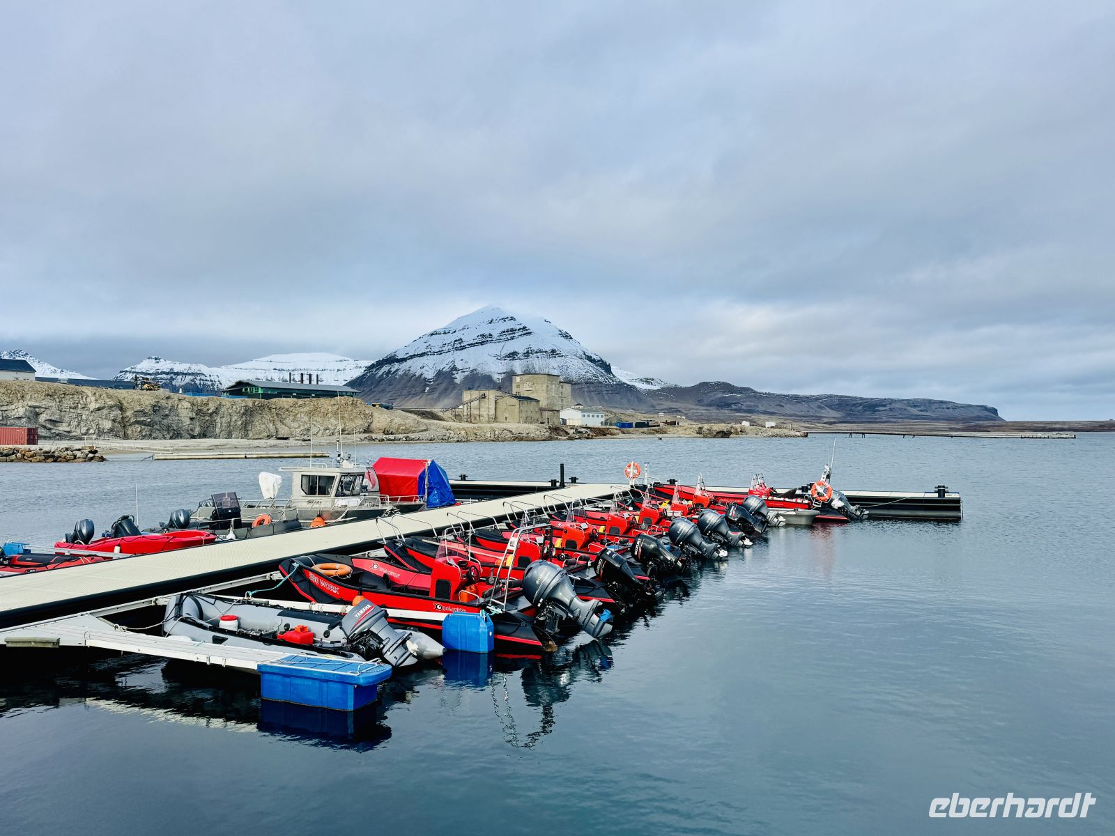 10. Tag - Hafen, Ny-Ålesund &ndash; &copy; Christin Kuschka (Eberhardt TRAVEL)