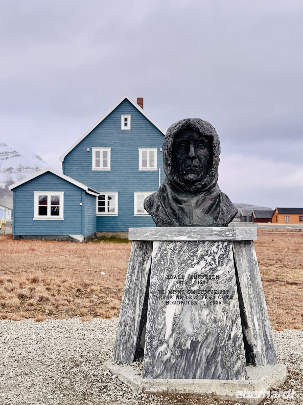 10. Tag - Roald Amundsen, Ny-Ålesund &ndash; &copy; Christin Kuschka (Eberhardt TRAVEL)