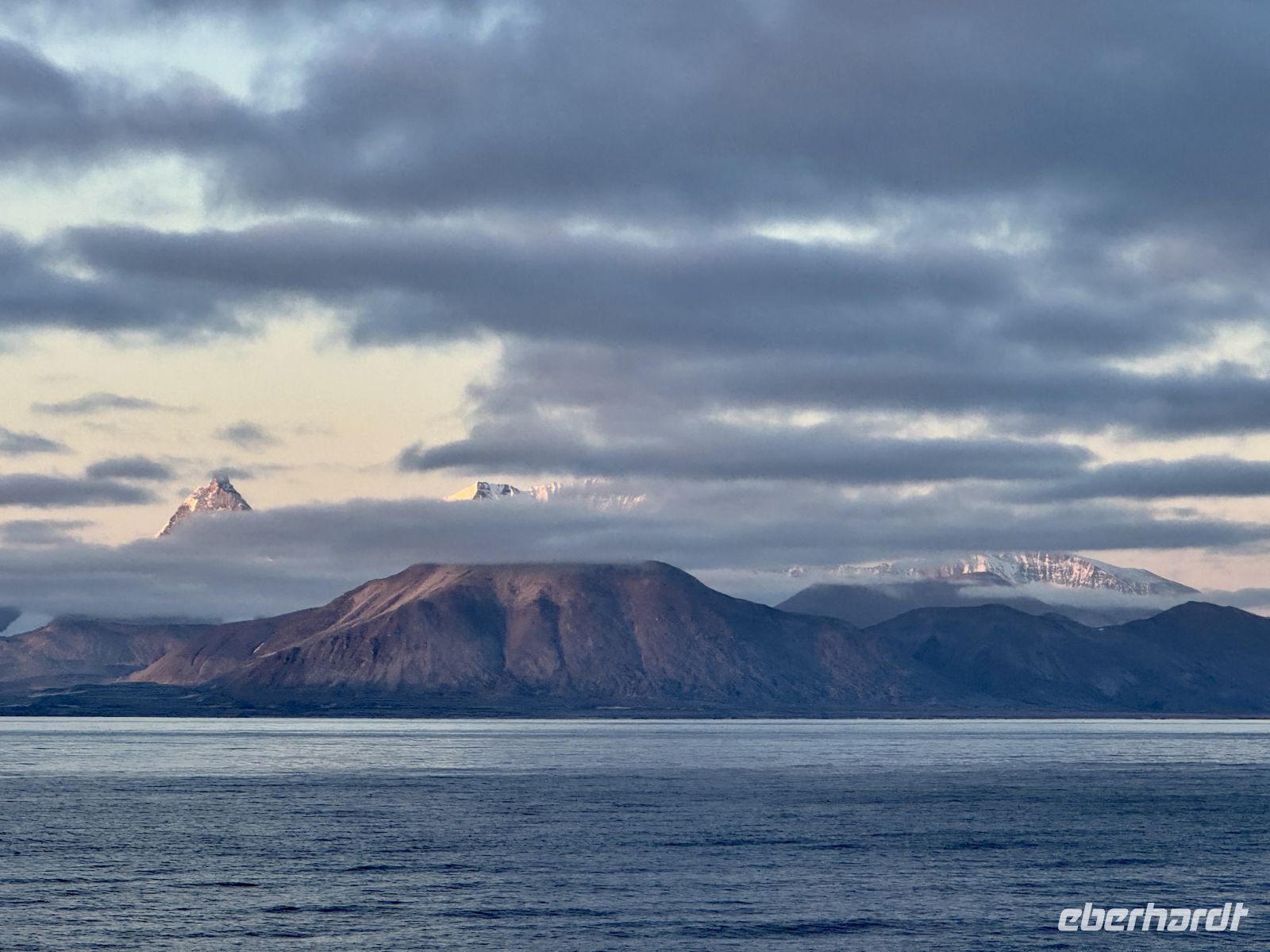10. Tag - Blick auf Spitzbergen  &ndash; &copy; Christin Kuschka (Eberhardt TRAVEL)