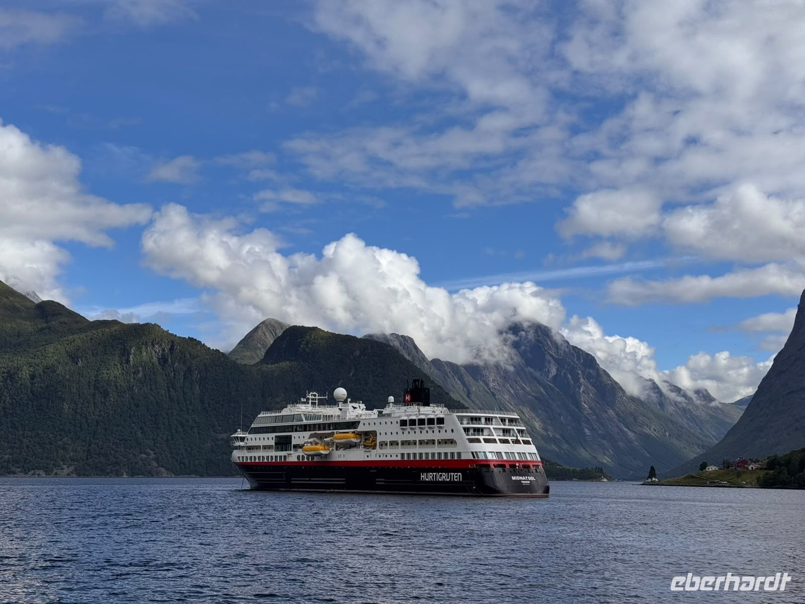 15. Tag - Die MS Midnatsol im Hjørundfjord &ndash; &copy; Christin Kuschka (Eberhardt TRAVEL)