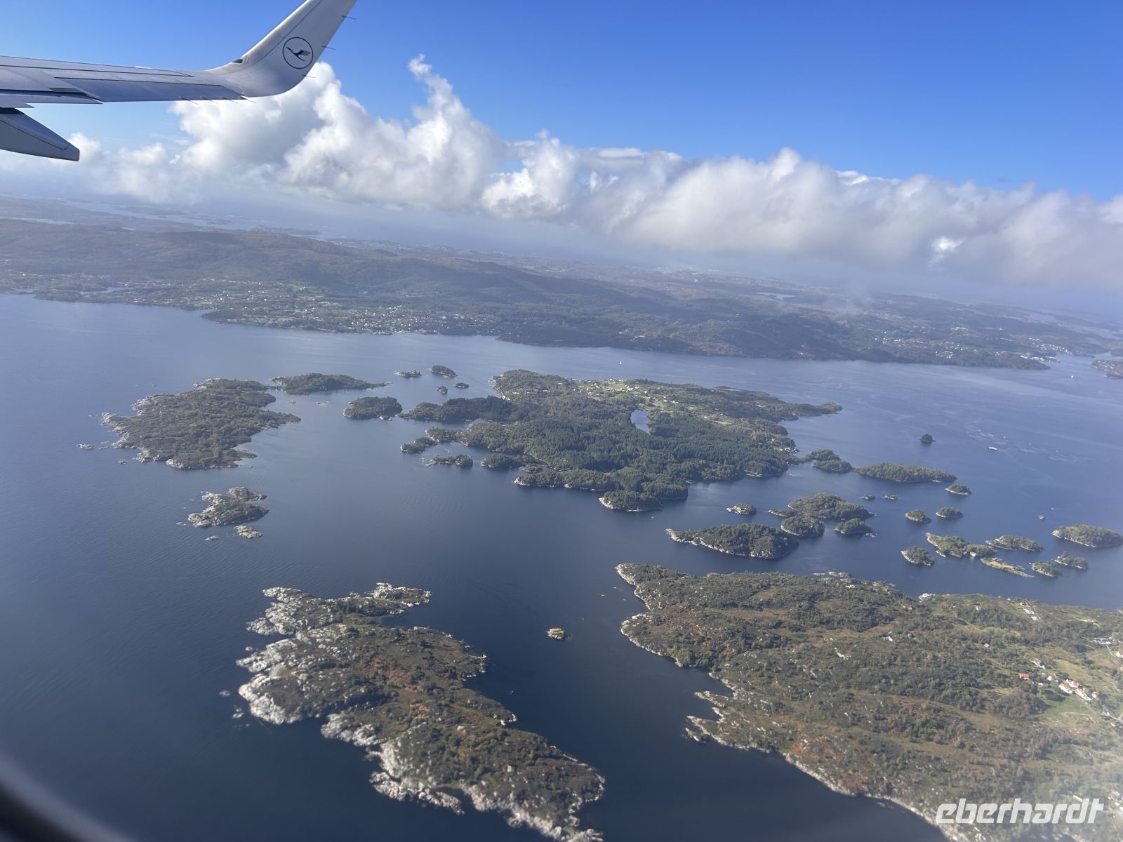 Die Schäreninseln vom Flugzeug aus gesehen  &ndash; &copy; Carola Gastmeier (Eberhardt TRAVEL)