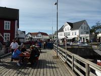 Aufenthalt in Henningsvaer &ndash; &copy; Dirk Schlosser (Eberhardt TRAVEL)