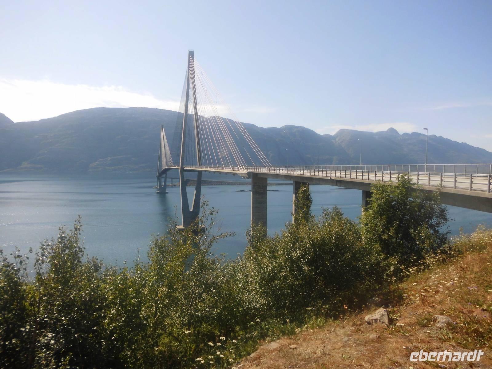 Helgelandbrücke  &ndash; &copy; Michael Krause (Eberhardt TRAVEL)