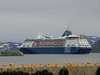 044-Honningsvag_Kreuzfahrtschiff &ndash; &copy; Dirk Schlosser (Eberhardt TRAVEL)