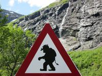 ...Achtung Troll kreuzt... &ndash; &copy; Heike Heinen (Eberhardt TRAVEL)