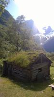 Am Briksdalsbre &ndash; &copy; Dorothea Baumert (Eberhardt TRAVEL)