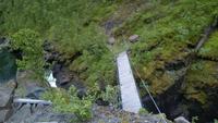 Noch eine Brücke gefällig? ; ) &ndash; &copy; Dorothea Baumert (Eberhardt TRAVEL)