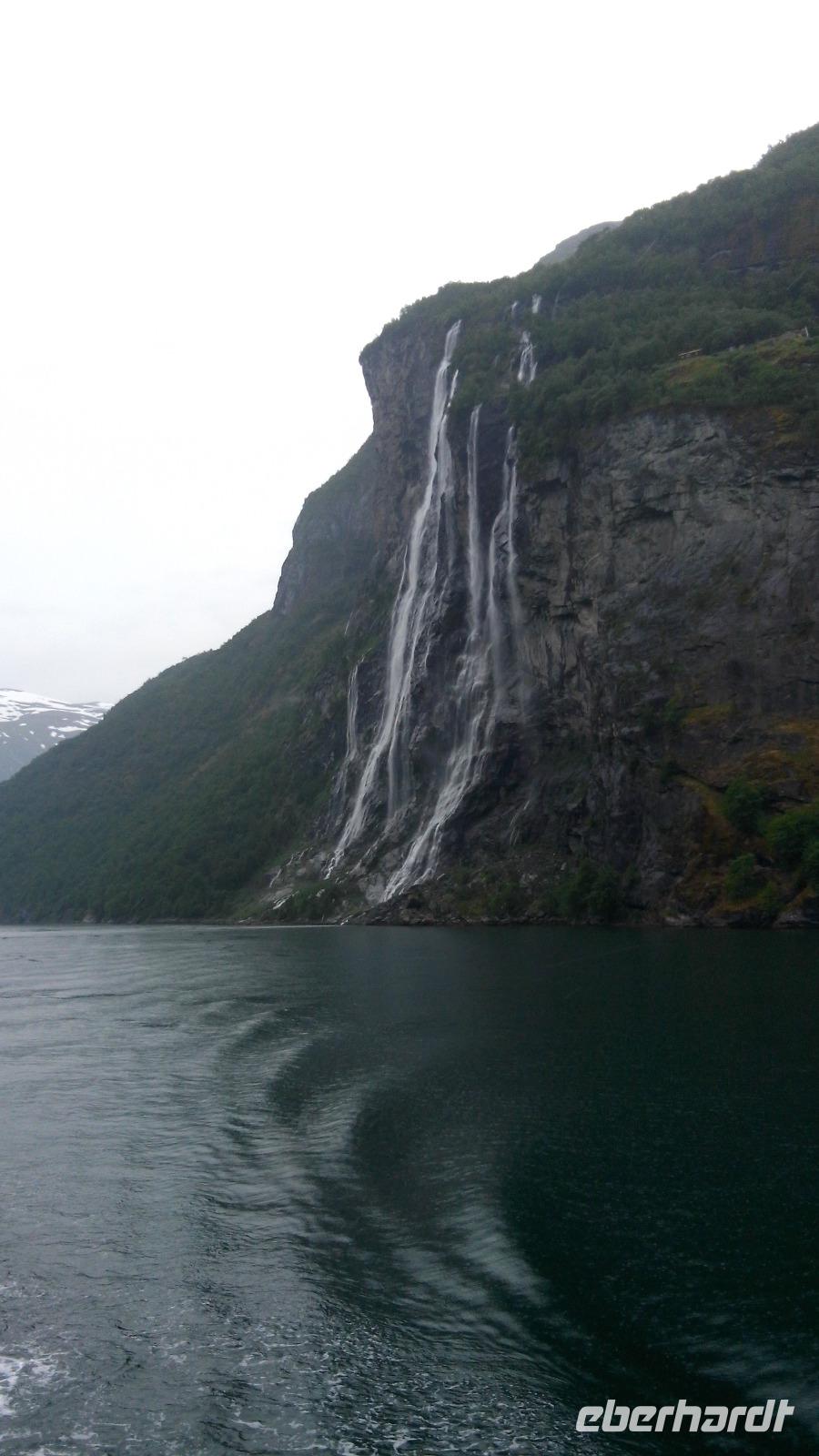 034 Gejerangerfjord, Sieben Schwestern &ndash; &copy; Konrad Füssel (Eberhardt TRAVEL)