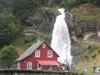 Steindalsfossen &ndash; &copy; Ingrid Langer (Eberhardt TRAVEL)