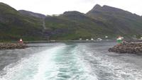 Abschied von den Lofoten (Fährüberfahrt Moskenes - Bodø) &ndash; &copy; Katrin Deutschbein (Eberhardt TRAVEL)