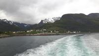 Abschied von den Lofoten (Fährüberfahrt Moskenes - Bodø) &ndash; &copy; Katrin Deutschbein (Eberhardt TRAVEL)