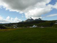 060-Lofoten_Berg &ndash; &copy; Dirk Schlosser (Eberhardt TRAVEL)