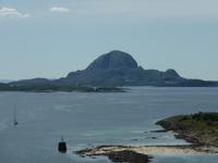 083-Torghatten &ndash; &copy; Dirk Schlosser (Eberhardt TRAVEL)