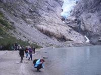 Am Briksdalbreen &ndash; &copy; Norbert Binder (Eberhardt TRAVEL)