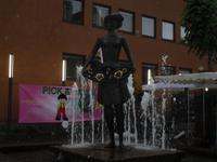 Rosenverkäuferin Molde &ndash; &copy; Ingrid Langer (Eberhardt TRAVEL)