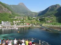 auslaufen Geiranger &ndash; &copy; Kathrin Mickan (Eberhardt TRAVEL)