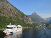 Tschüss AIDAsol Geiranger &ndash; &copy; Kathrin Mickan (Eberhardt TRAVEL)