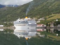 Costa in Loen &ndash; &copy; Ingrid Langer (Eberhardt TRAVEL)