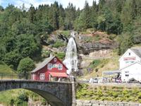 Steindalsfossen &ndash; &copy; Ingrid Langer (Eberhardt TRAVEL)