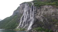 Geiranger - Fahrt durch den Geirangerfjord - Die sieben Schwestern &ndash; &copy; Annette Weise (Eberhardt TRAVEL)