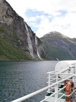 Fjordkreuzfahrt im Geiranger &ndash; &copy; Ingrid Langer (Eberhardt TRAVEL)