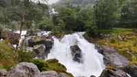 357 Wanderung zum Briksdalsbreen &ndash; &copy; Konrad Füssel (Eberhardt TRAVEL)