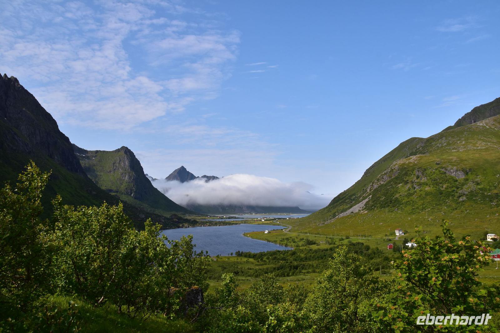 323 Lofoten, Vareidskaret &ndash; &copy; Konrad Füssel (Eberhardt TRAVEL)