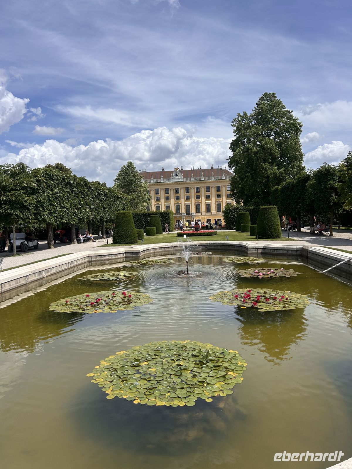 Schlossgarten  &ndash; &copy; Carola Gastmeier (Eberhardt TRAVEL)