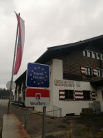 Haltestelle: Grenzgasthof Walserschanz &ndash; &copy; Andrej Kulikov (Eberhardt TRAVEL)