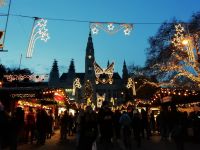 Wiener Christkindlmarkt  &ndash; &copy; Martina Pötschke (Eberhardt TRAVEL)