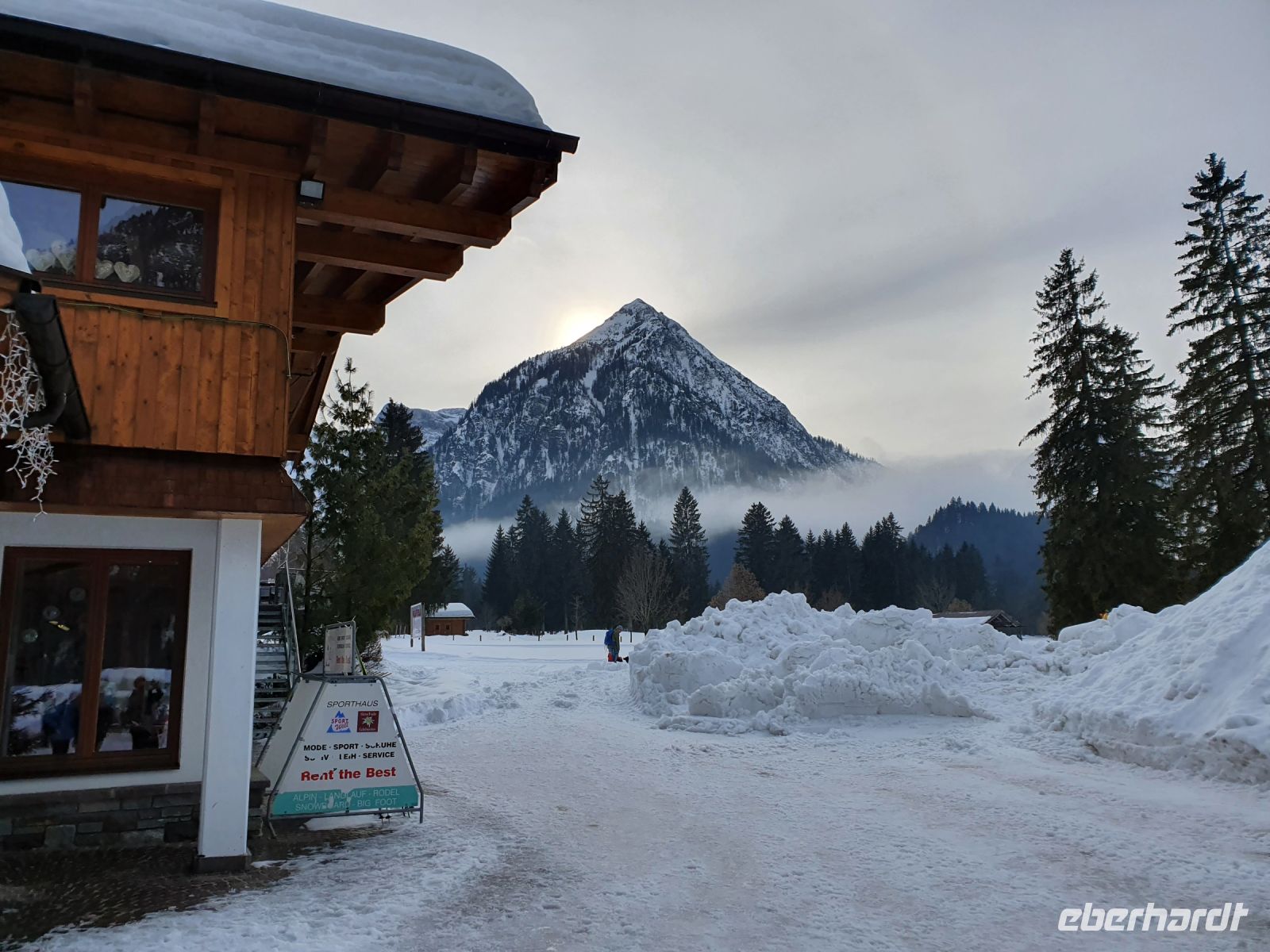 zurück am Langlaufstüberl &ndash; &copy; Ria Heilmann (Eberhardt TRAVEL)