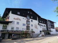 unser Domizil in Riezlern: das Hotel Montana &ndash; &copy; Andrej Kulikov (Eberhardt TRAVEL)