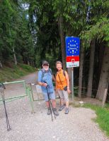 Charlie und Ria als Grenzgänger &ndash; &copy; Ria Heilmann (Eberhardt TRAVEL)