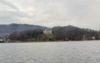Früher Schloss, heute Gymnasium von Gmunden