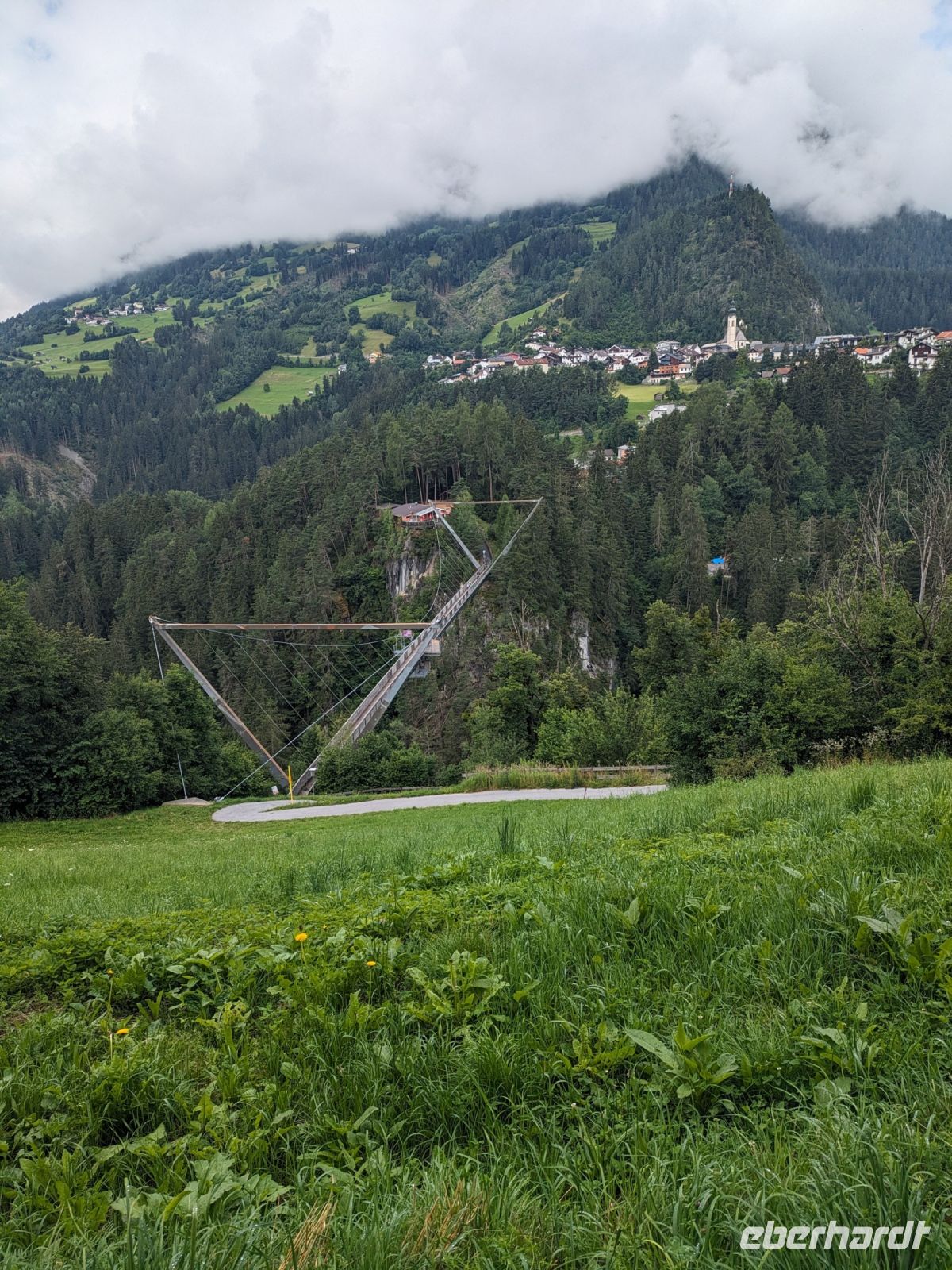 Benny Raich Hängebrücke 1 &ndash; &copy; Günter Thomas Menzel (Eberhardt TRAVEL)