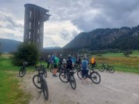 2024-09_Kaiserwinkel-Rad: Hochmoor Schwemm -gepserrte Turm &ndash; &copy; Dieter Braune (Eberhardt TRAVEL)