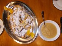 DSCN9574.JPG   bester Kaiserschmarrn mit Apfelmus &ndash; &copy; Kerstin Veit (Eberhardt TRAVEL)