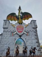Eingang zum Park &ndash; &copy; Gisela Hohlfeld (Eberhardt TRAVEL)