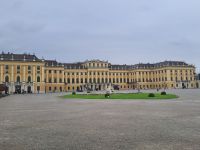 Ehrenhof Schönbrunn &ndash; &copy; Gisela Hohlfeld (Eberhardt TRAVEL)